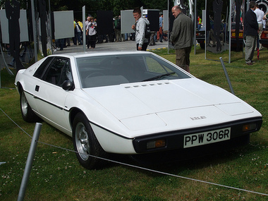 Lotus Esprit S2 22