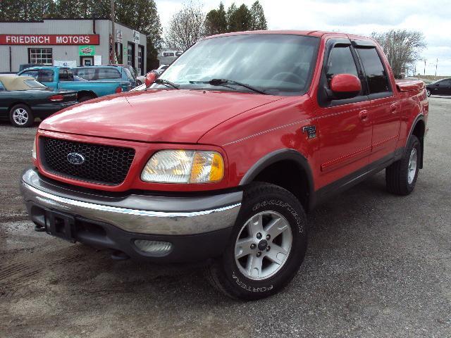 Ford F-150 XLT FX4 crew cab