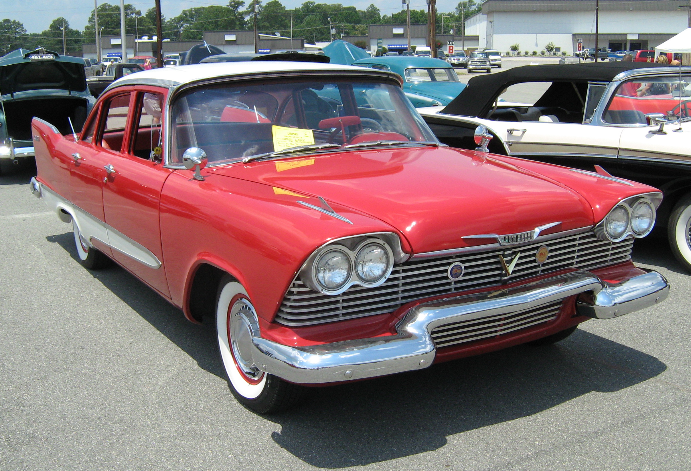 Plymouth Savoy 213