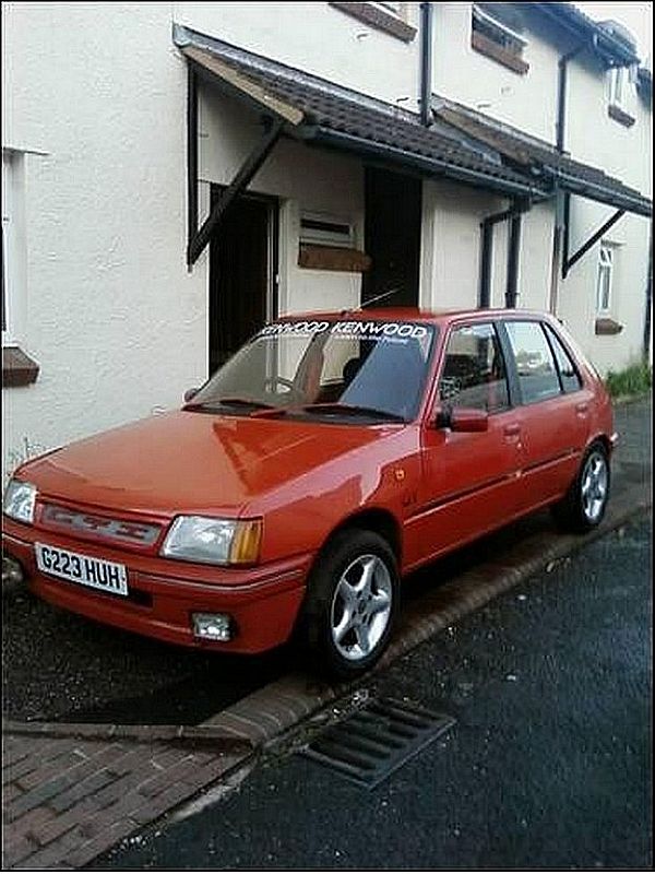 Peugeot 205 GT