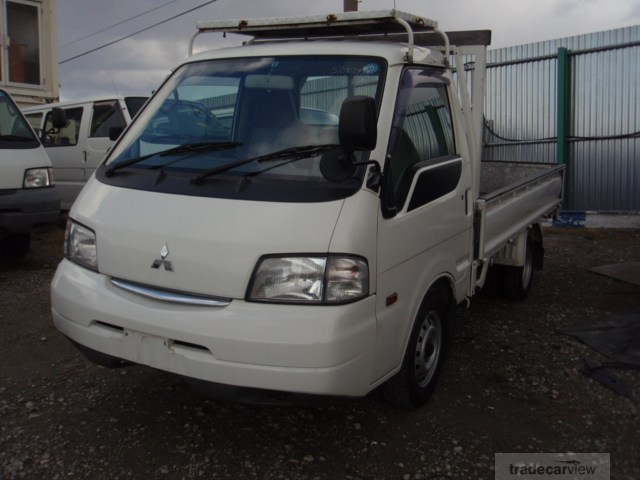 Mitsubishi Delica Flat Truck