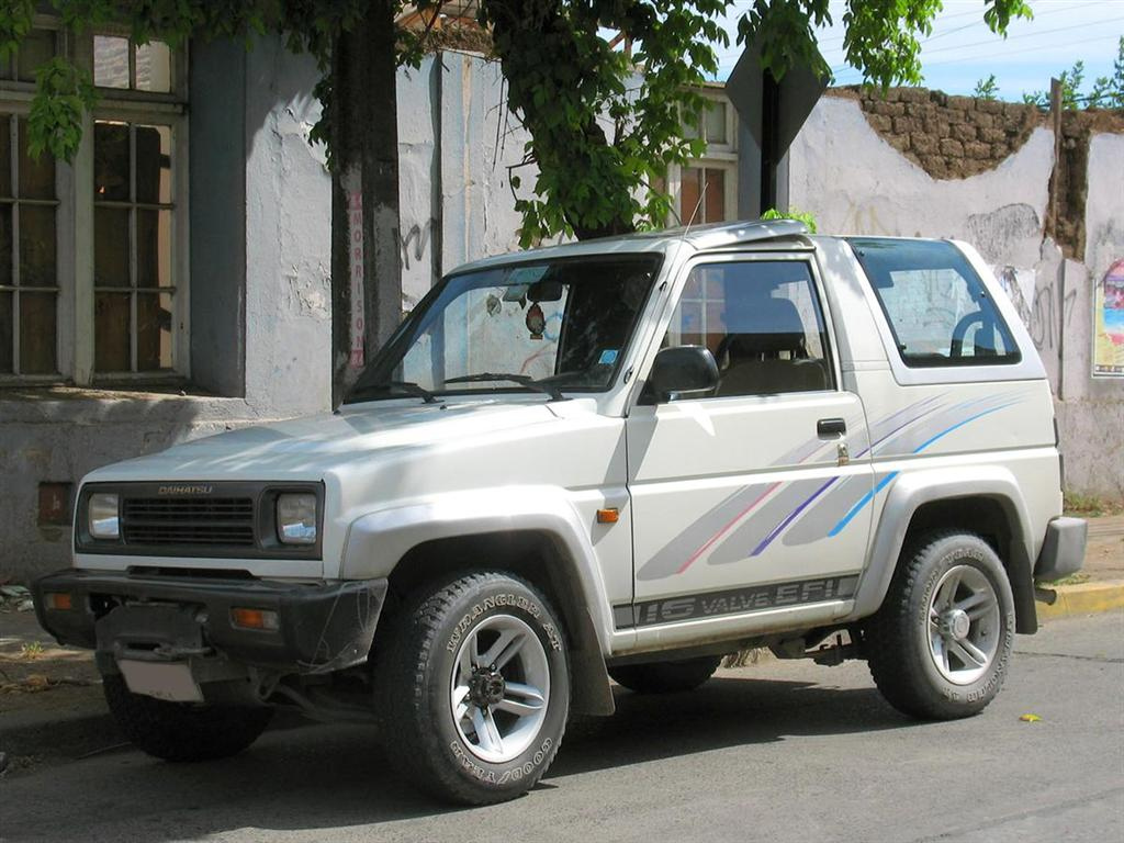 Daihatsu Feroza 16