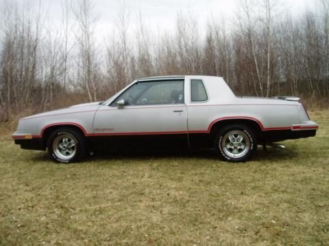 Oldsmobile Hurst Cutlass