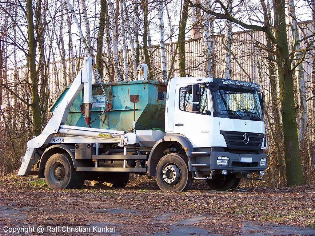 Mercedes-Benz Axor 1833