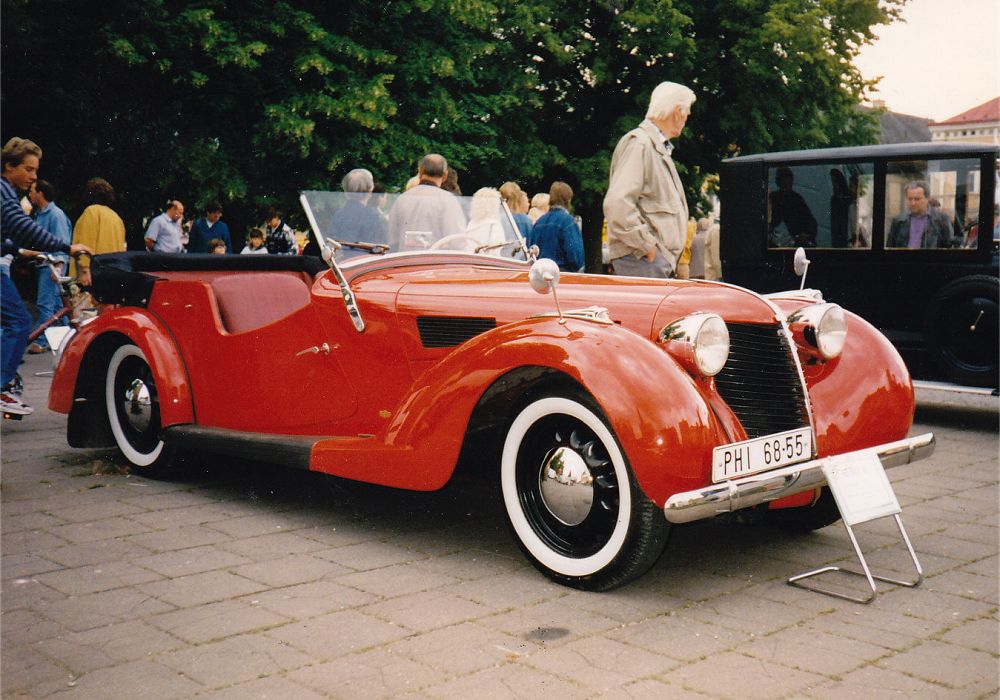 Aero 30 Roadster