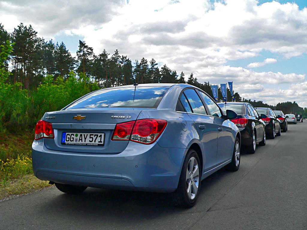 Chevrolet Cruze LS 20d