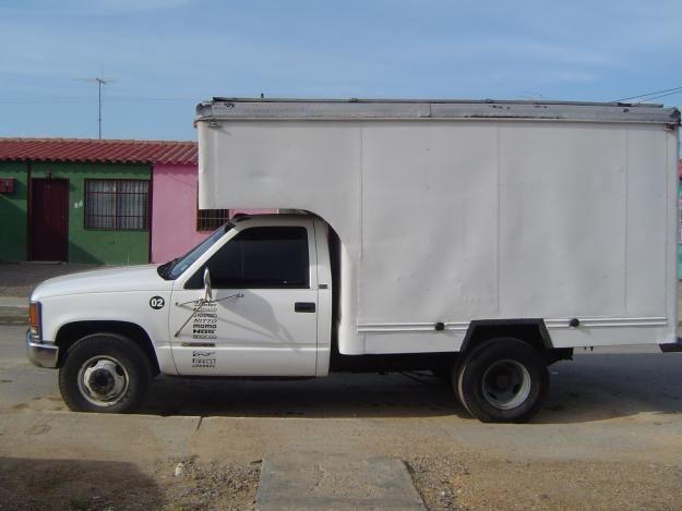 Chevrolet Cheyenne 3500