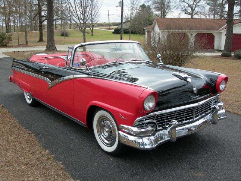 Ford Fairlane Convertible