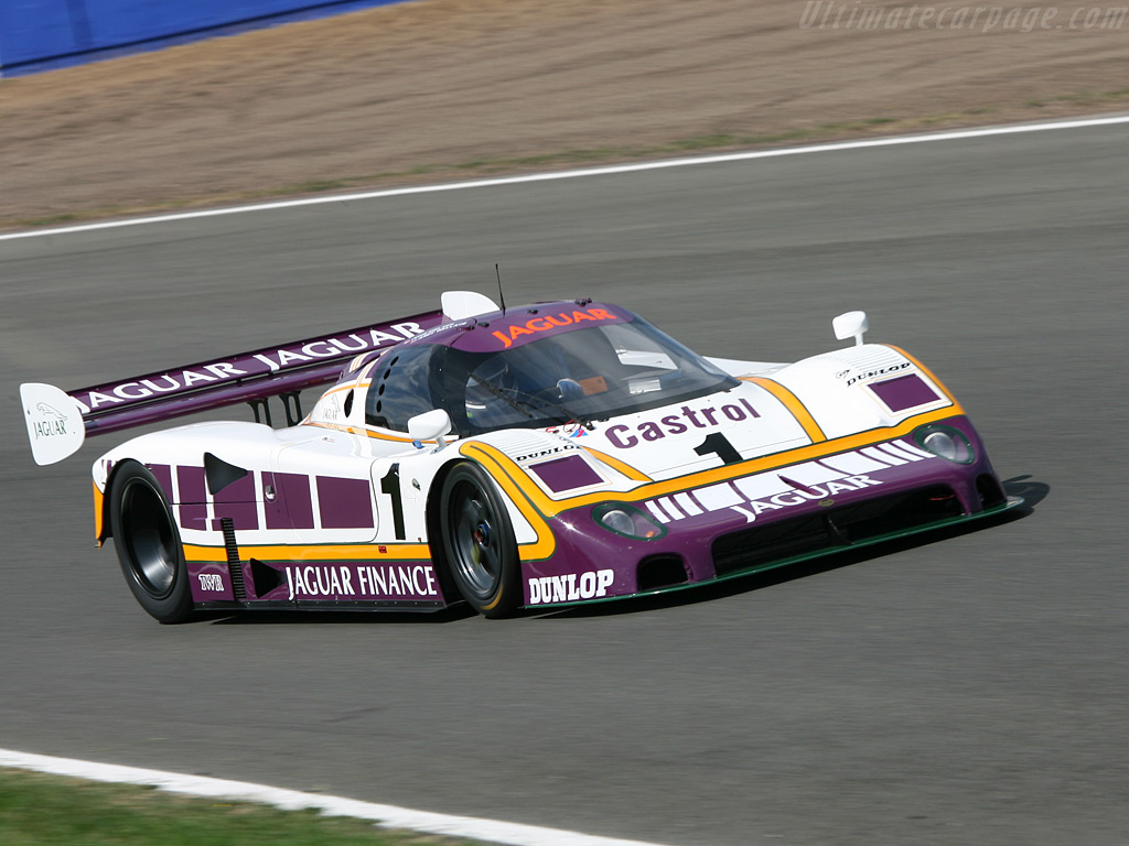 Jaguar XJR-9