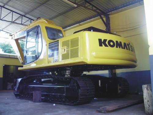 Komatsu PC 200 Avance