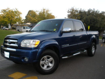 Toyota Tundra SR5 V8 57L Crew Max