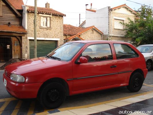 Volkswagen Gol 16