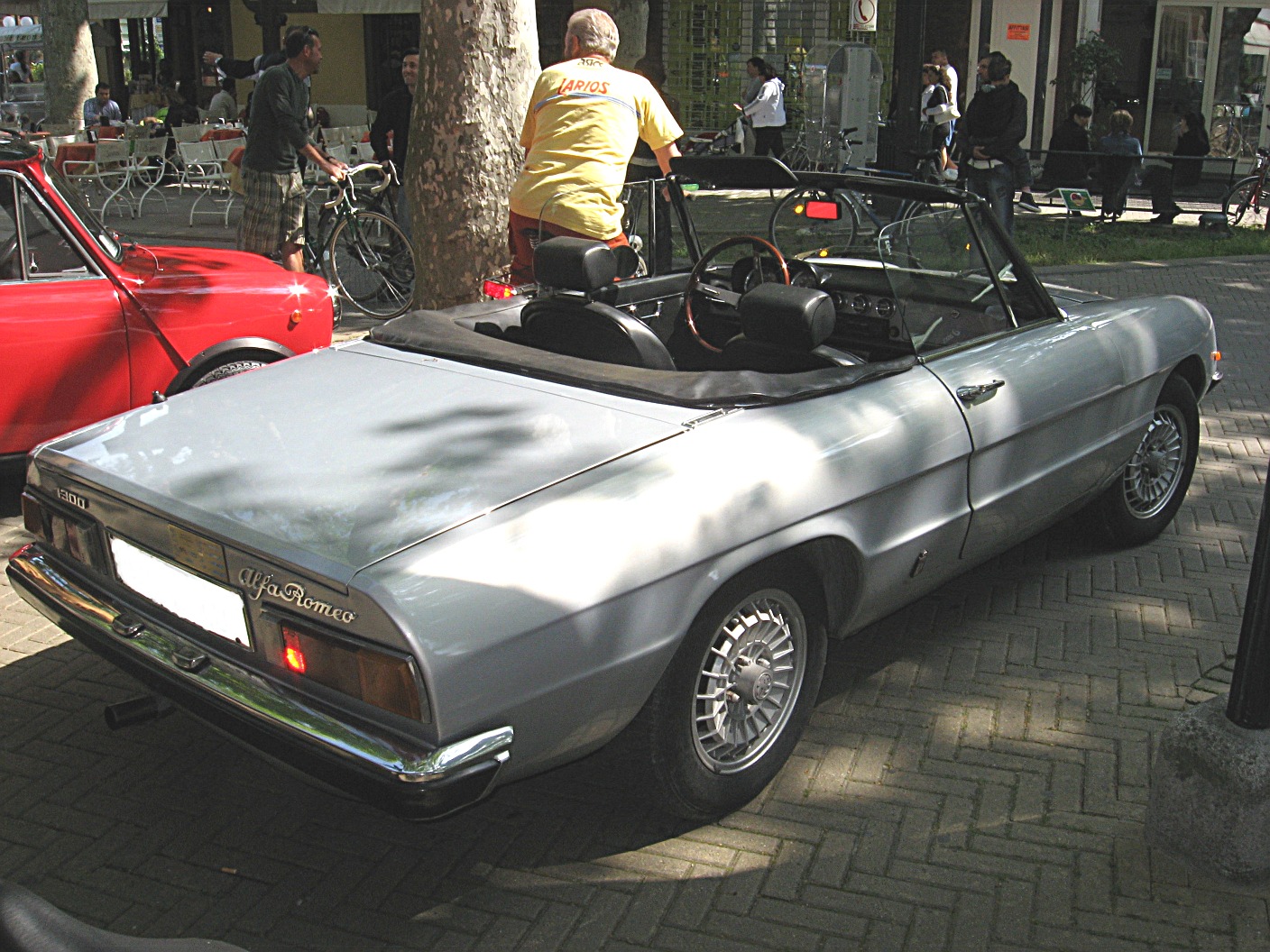Alfa Romeo 1300 Spider