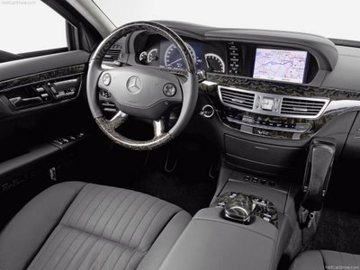 Mercedes-Benz S 600 L Mercedes-Benz S 600 L