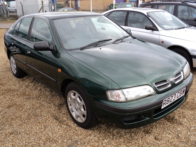 Nissan Primera GX 20