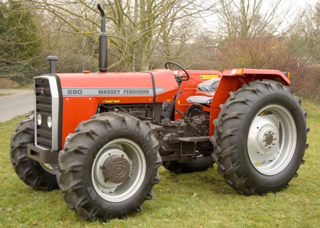 Massey Ferguson 290