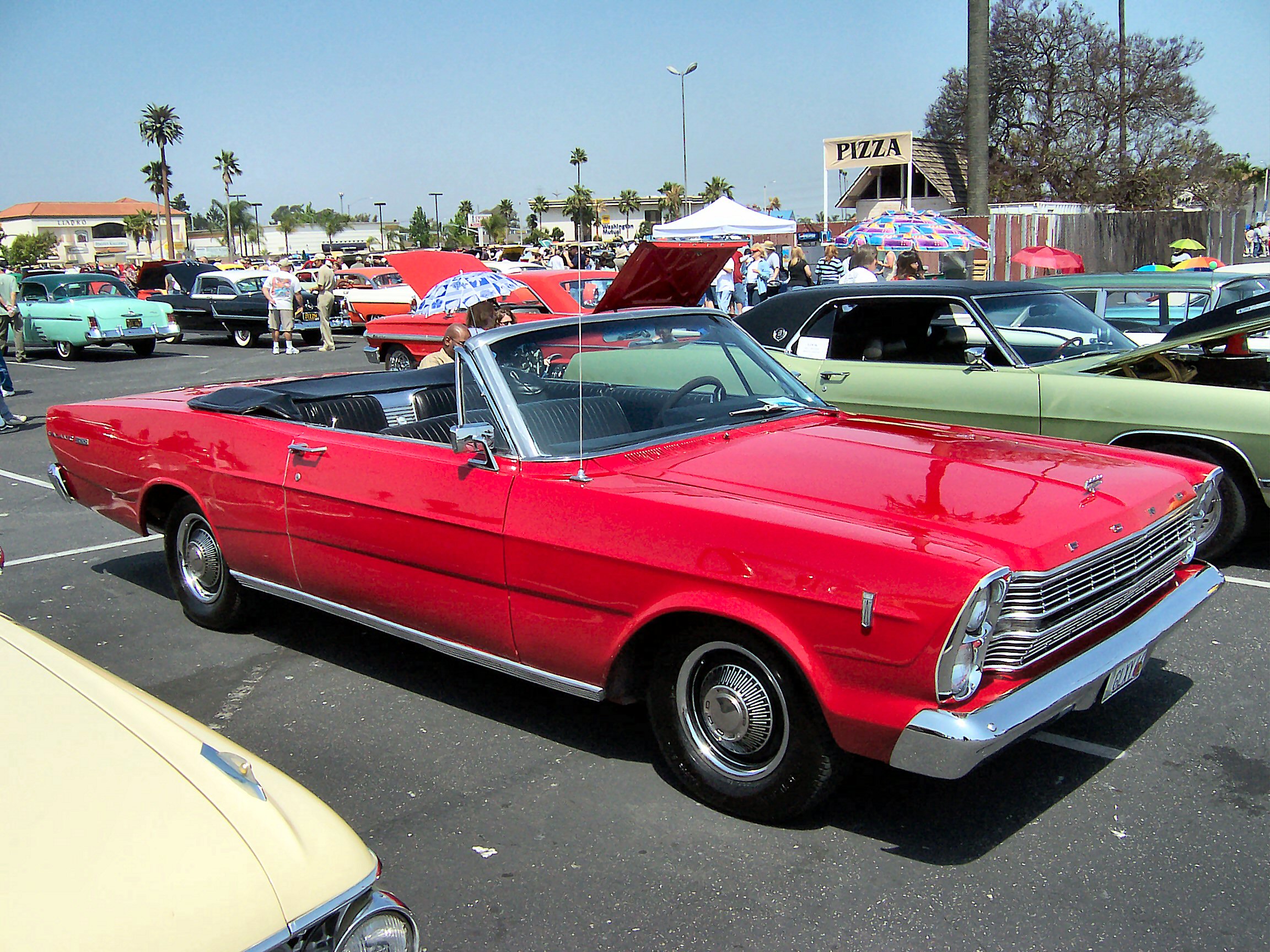 Ford Galaxy 500 Convertible