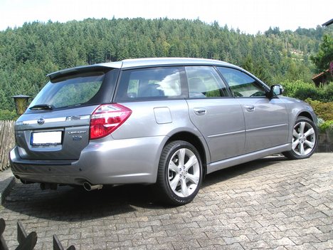 Subaru Legacy DL 18