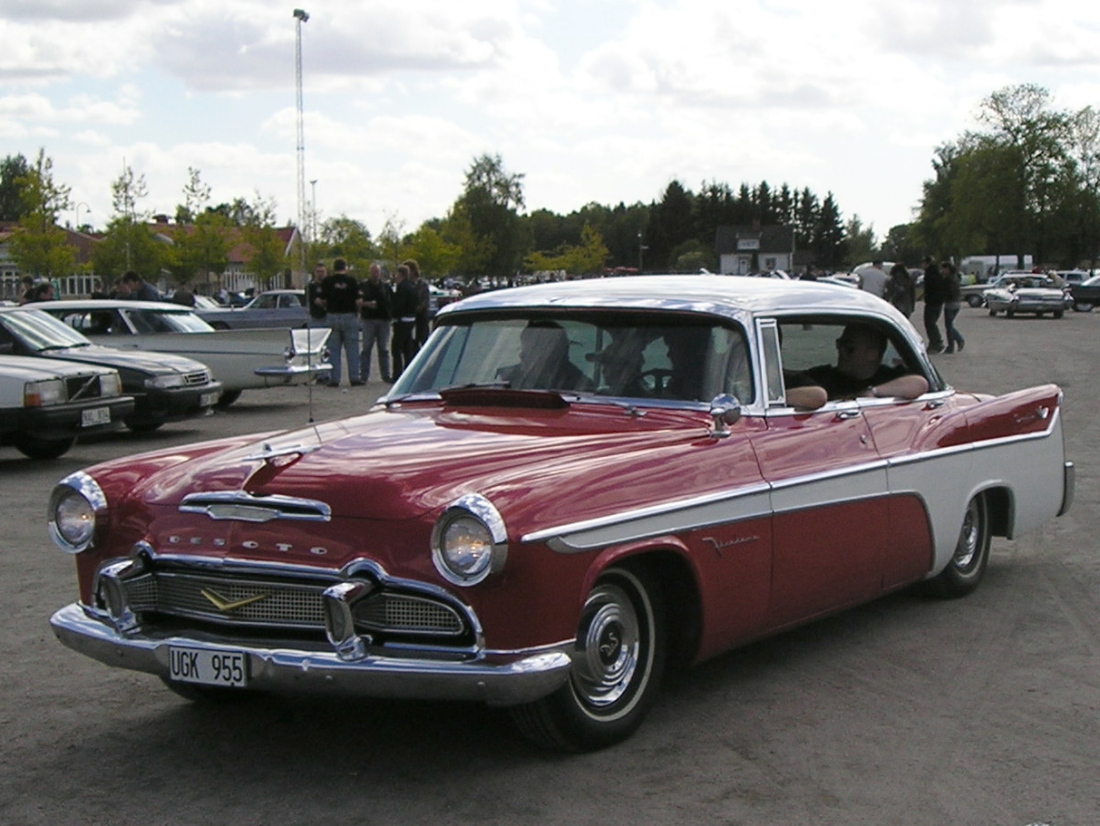 De Soto Firedome Seville 4dr HT