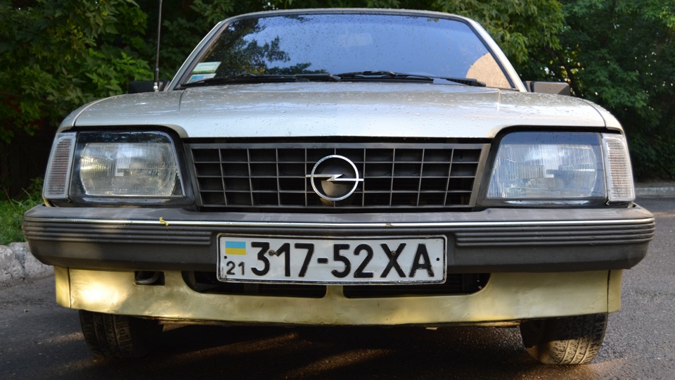 Opel Ascona 16N