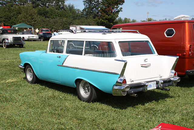 Chevrolet 150 Handyman wagon