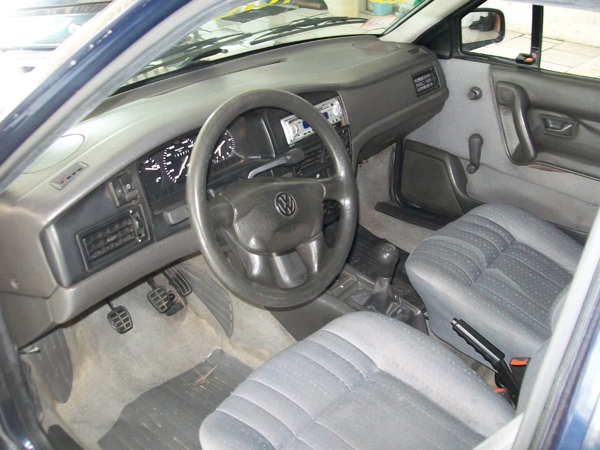 Volkswagen Santana GL 18