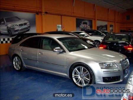 Audi S8 52 FSi Quattro