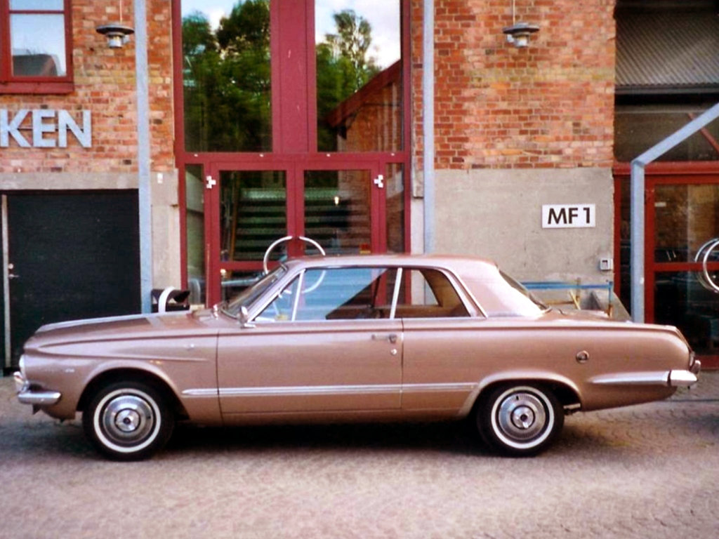 Plymouth Valiant Signet 2dr HT conv