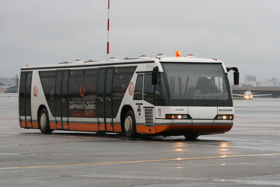 Neoplan N9022