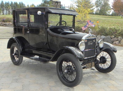 Ford Model T 2-dr Sedan