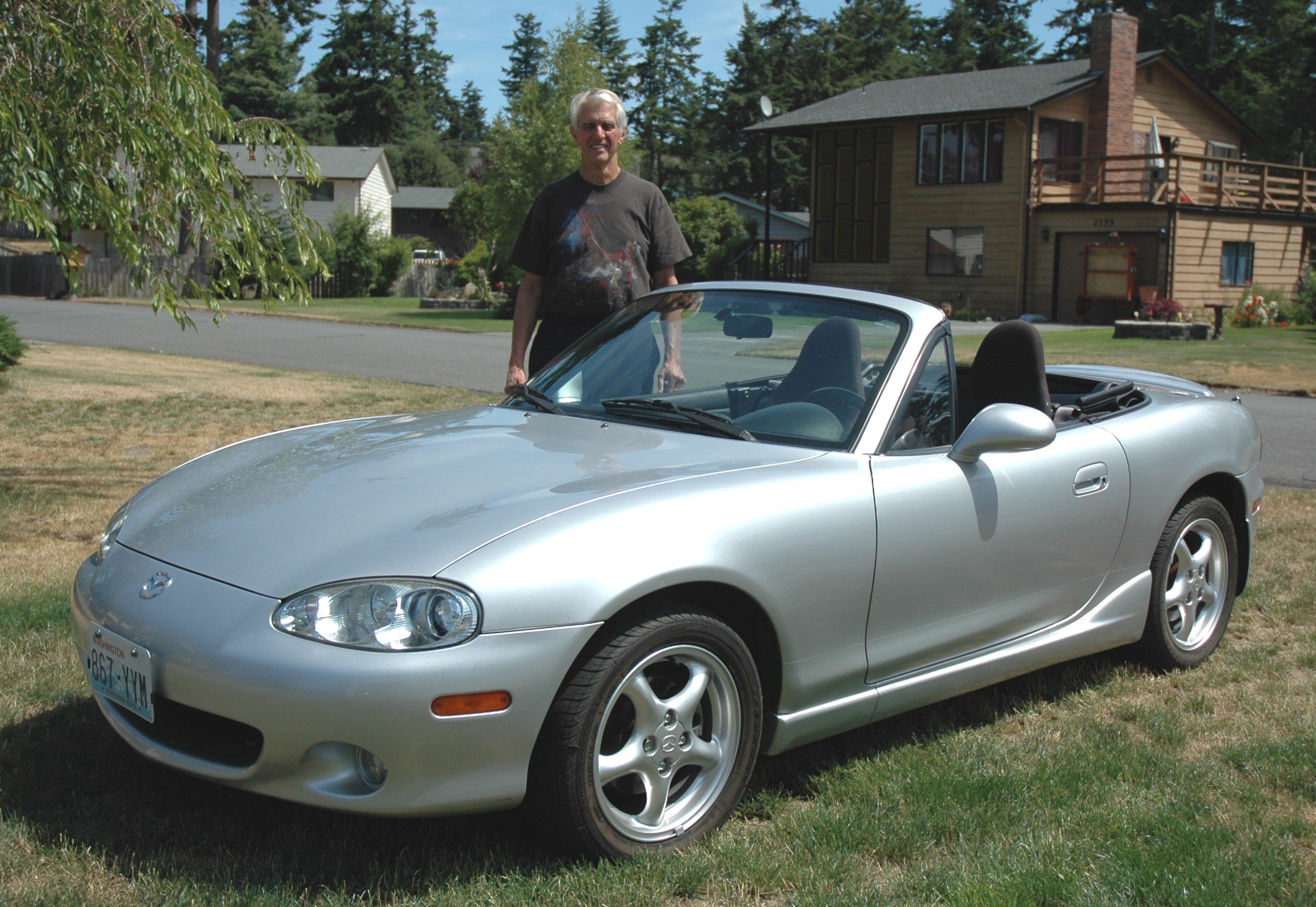 Mazda MX-5 Miata Convertible