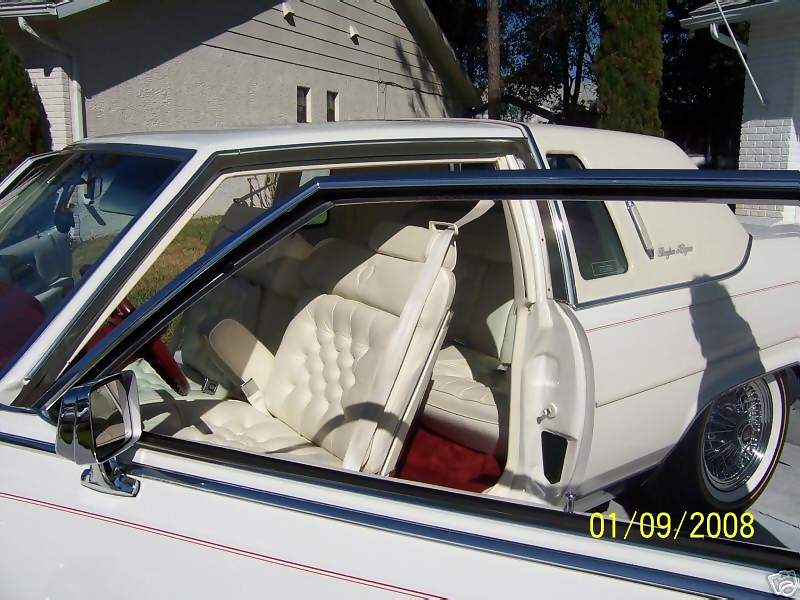 Cadillac Fleetwood Brougham coupe