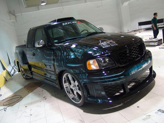 Ford F-150 Custom