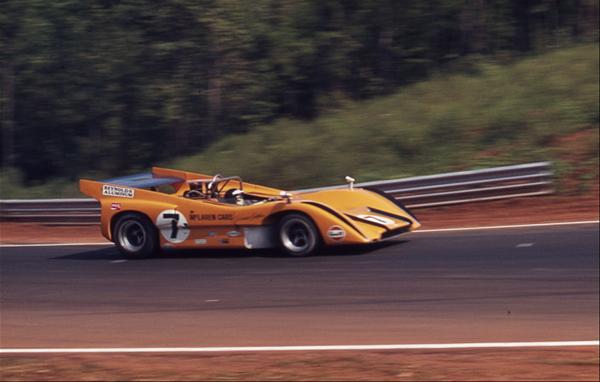 Mclaren M8D