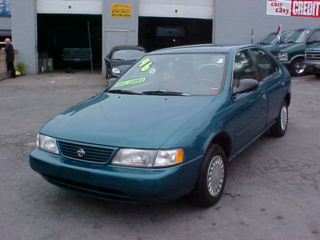 Nissan Sentra B14