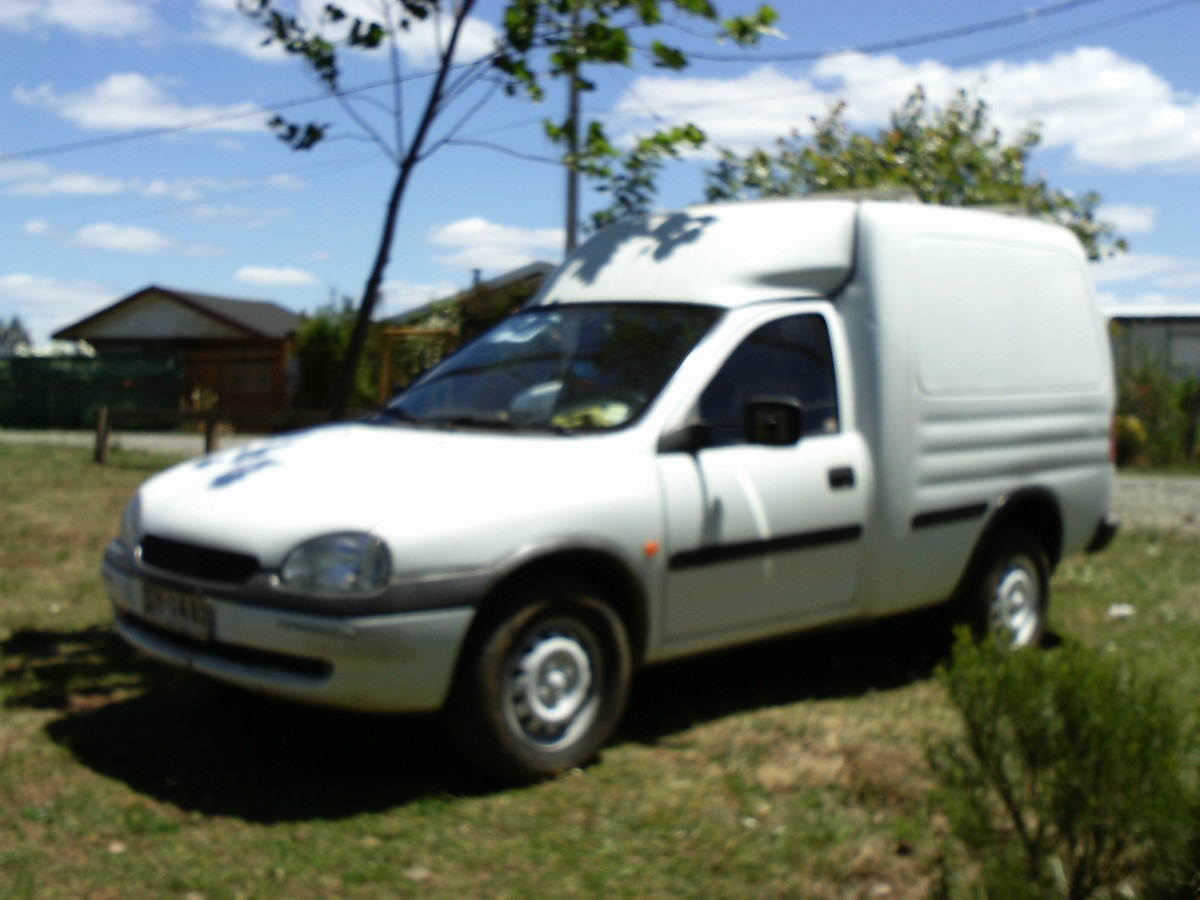 Chevrolet Combo 14