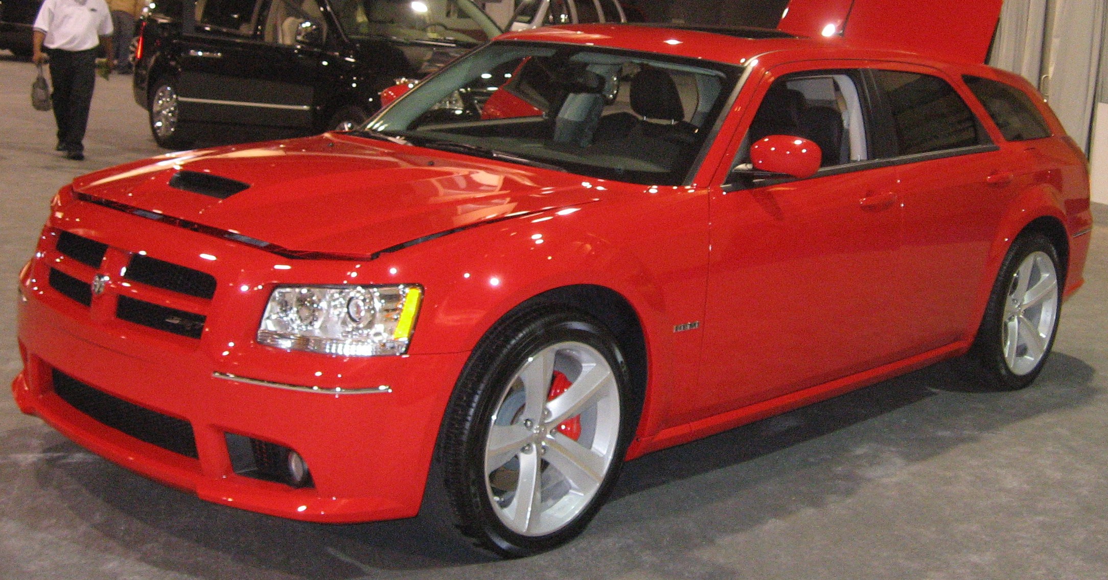 Dodge Magnum SRT