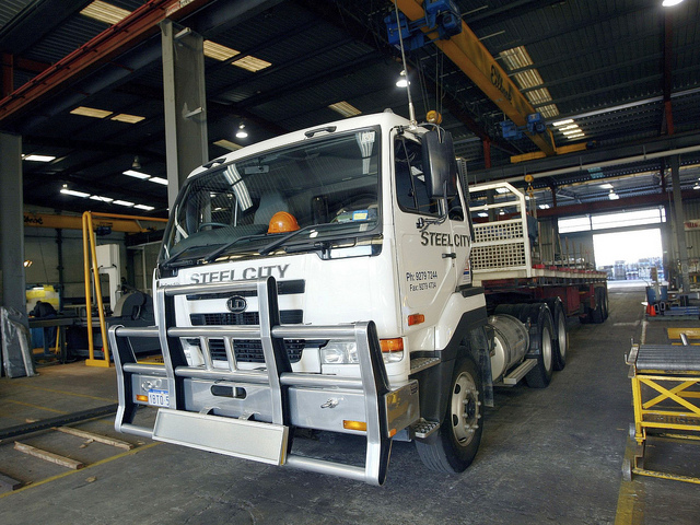 Nissan Diesel CD 33