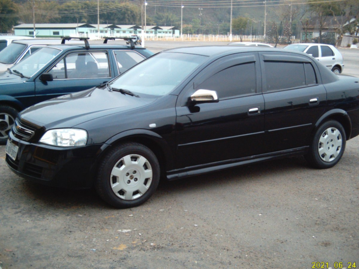 Chevrolet Astra Sedan 20