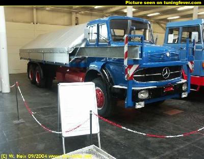 Mercedes-Benz L 2624