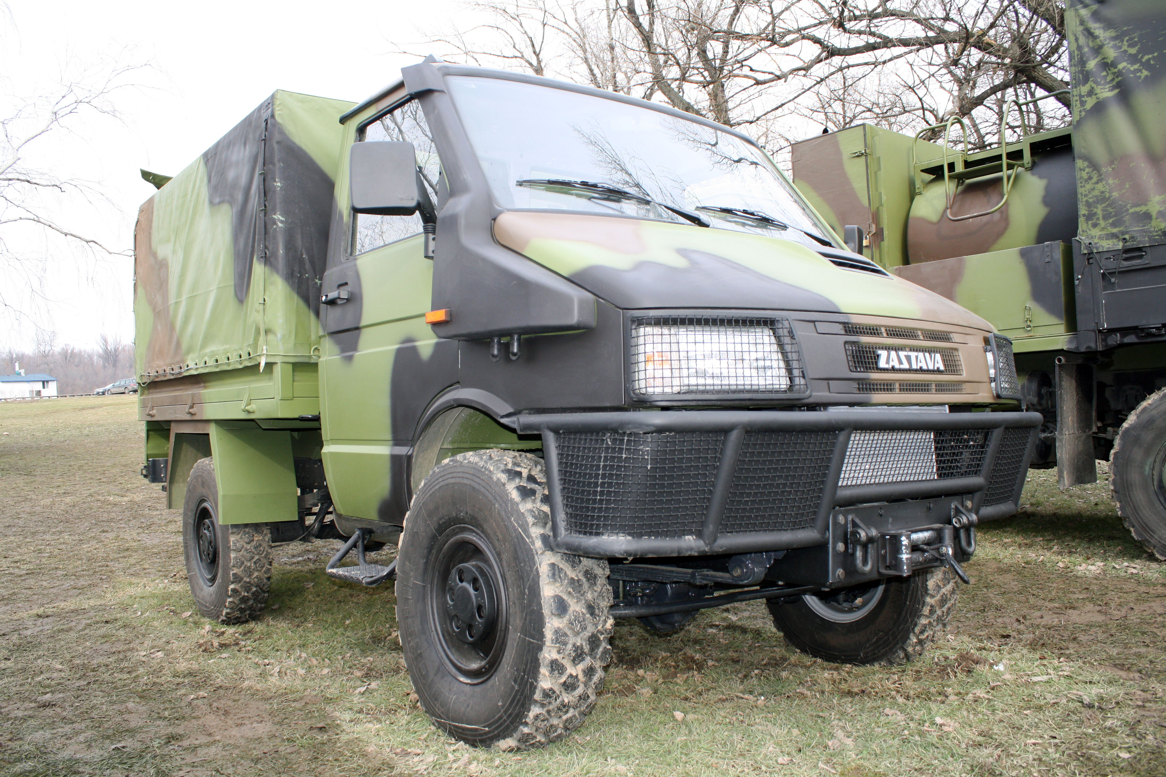 ZASTAVA-IVECO NewTurboRival 4010H