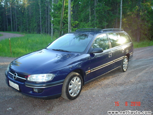 Opel Omega GL 20