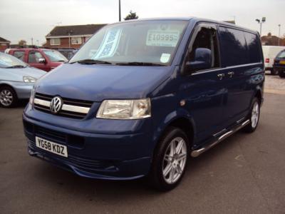 Volkswagen Transporter 25TDi LWB