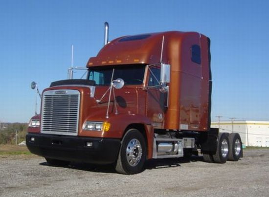 Freightliner FLD120