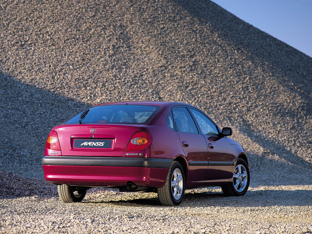 Toyota Avensis Hatchback