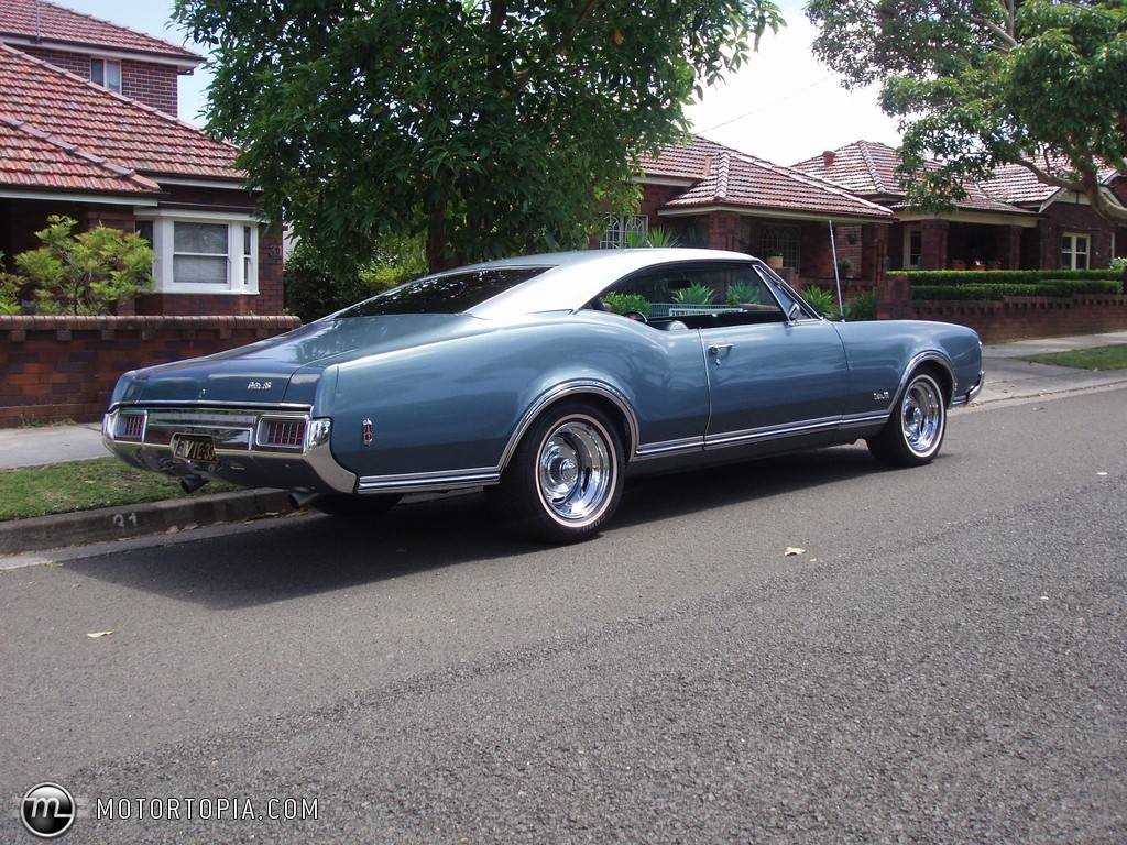 Oldsmobile Delta 88