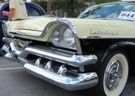 Dodge Custom 880 conv Dodge Custom 880 conv