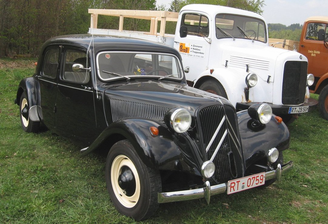 Chevrolet Cheyenne Suburban 10