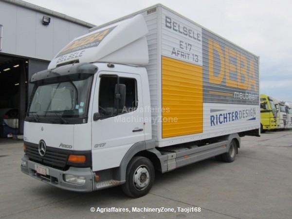 Mercedes-Benz Atego 817