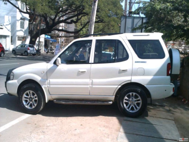 Tata Safari 4x2 Tata Safari 4x2